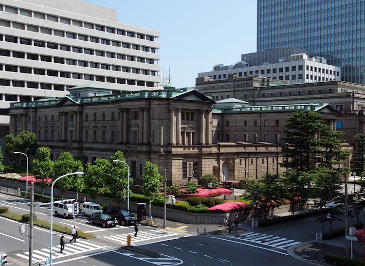 日本央行副总裁内田伸一：实施货币政策时密切注意日圆走势